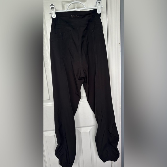 Light wear Calvin Klein pants - Picture 2 of 8